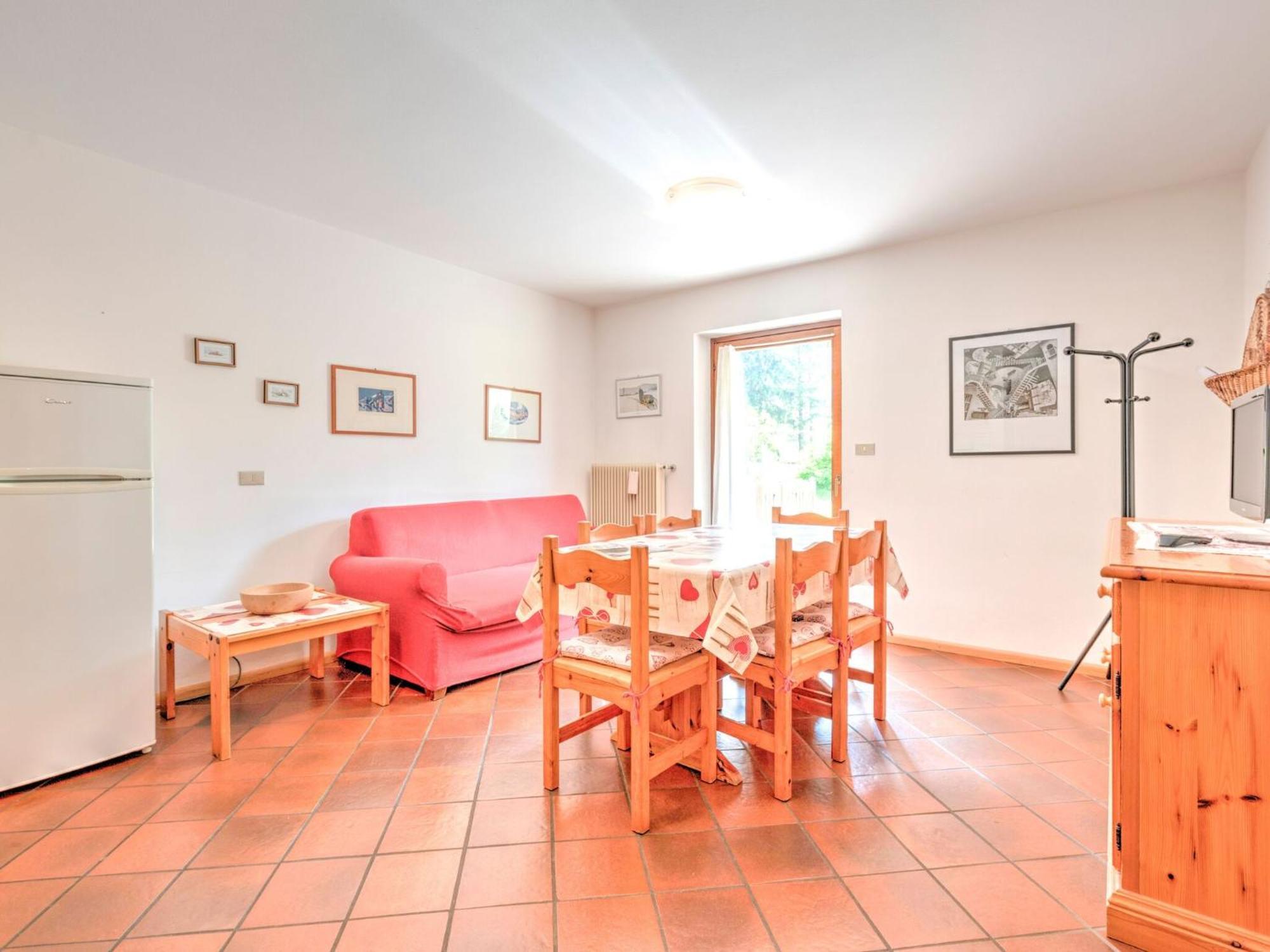 Spacious Chalet With Garden Near Ski Area In Tyrol ポッツァ・ディ・ファッサ エクステリア 写真