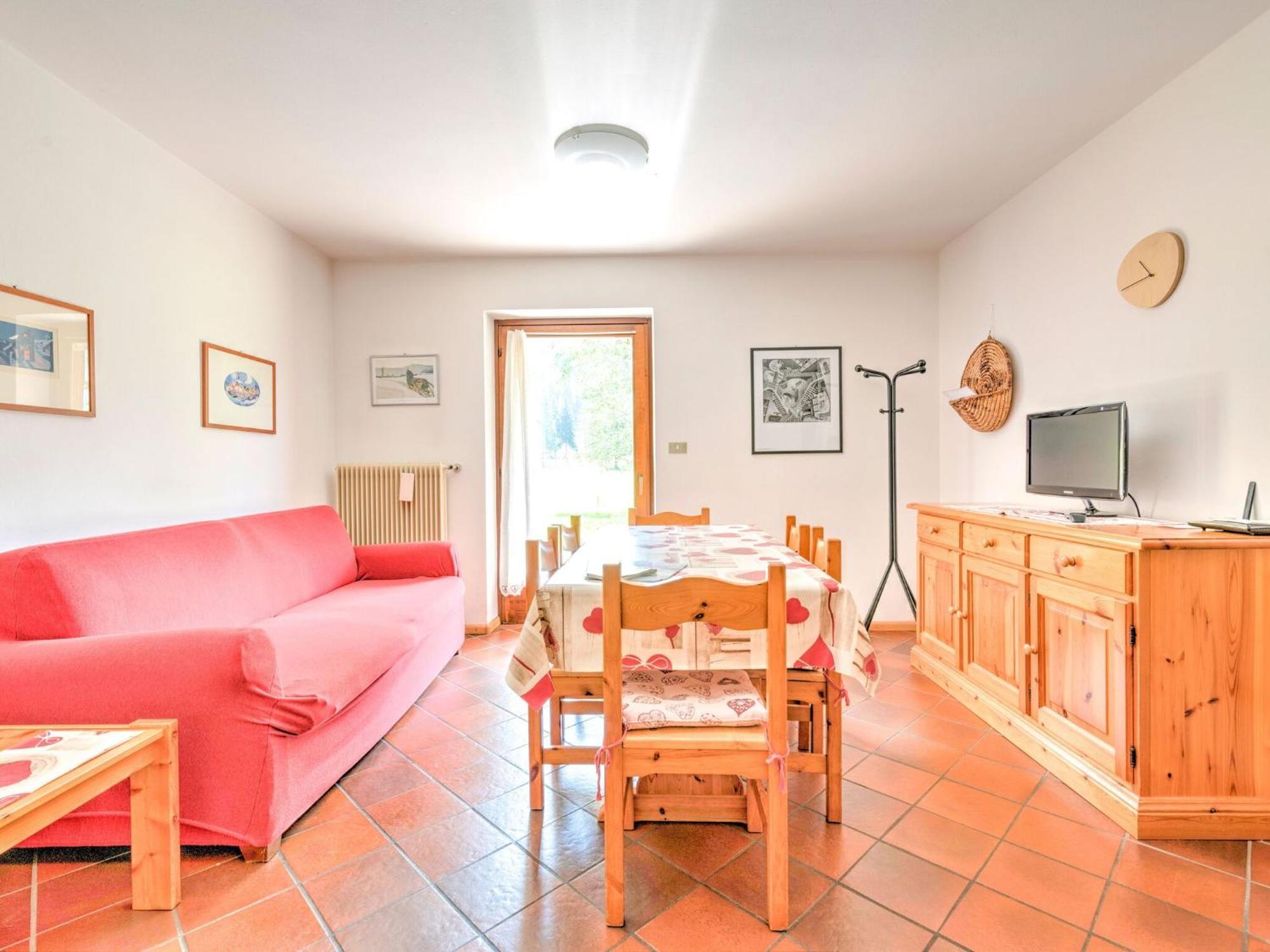 Spacious Chalet With Garden Near Ski Area In Tyrol ポッツァ・ディ・ファッサ エクステリア 写真