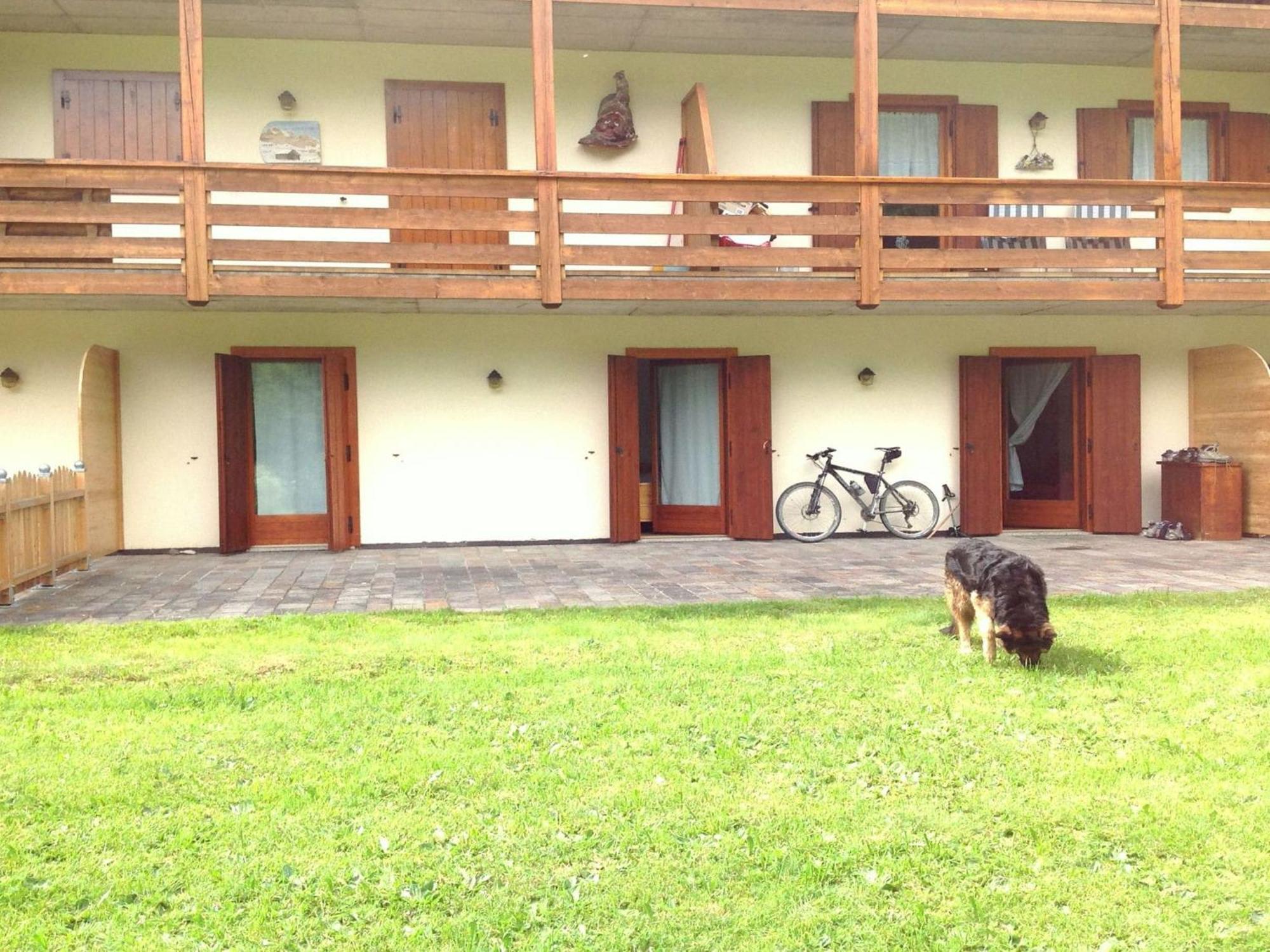 Spacious Chalet With Garden Near Ski Area In Tyrol ポッツァ・ディ・ファッサ エクステリア 写真